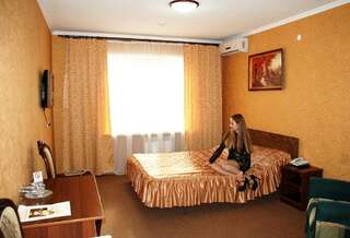 Гостиница Диана Курск Стандартный двухместный номер с 1 кроватью-2